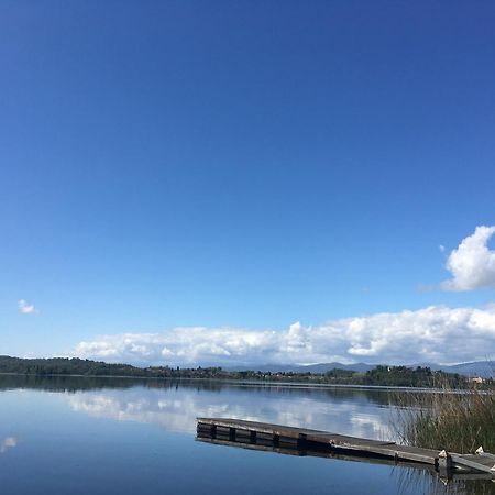 Appartamento Miralago Con Giardino Sul Lago Gavirate Exterior foto