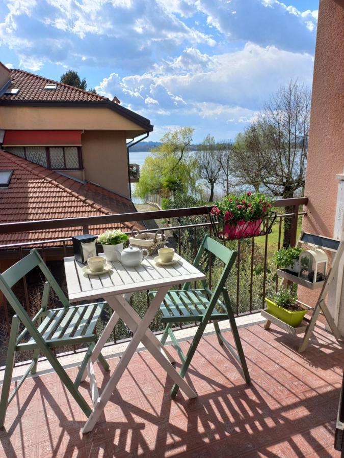 Appartamento Miralago Con Giardino Sul Lago Gavirate Exterior foto