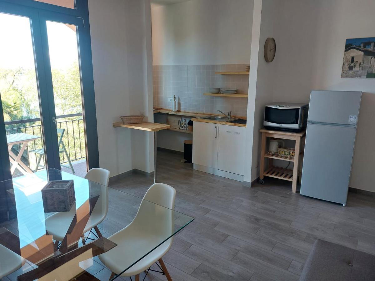 Appartamento Miralago Con Giardino Sul Lago Gavirate Exterior foto